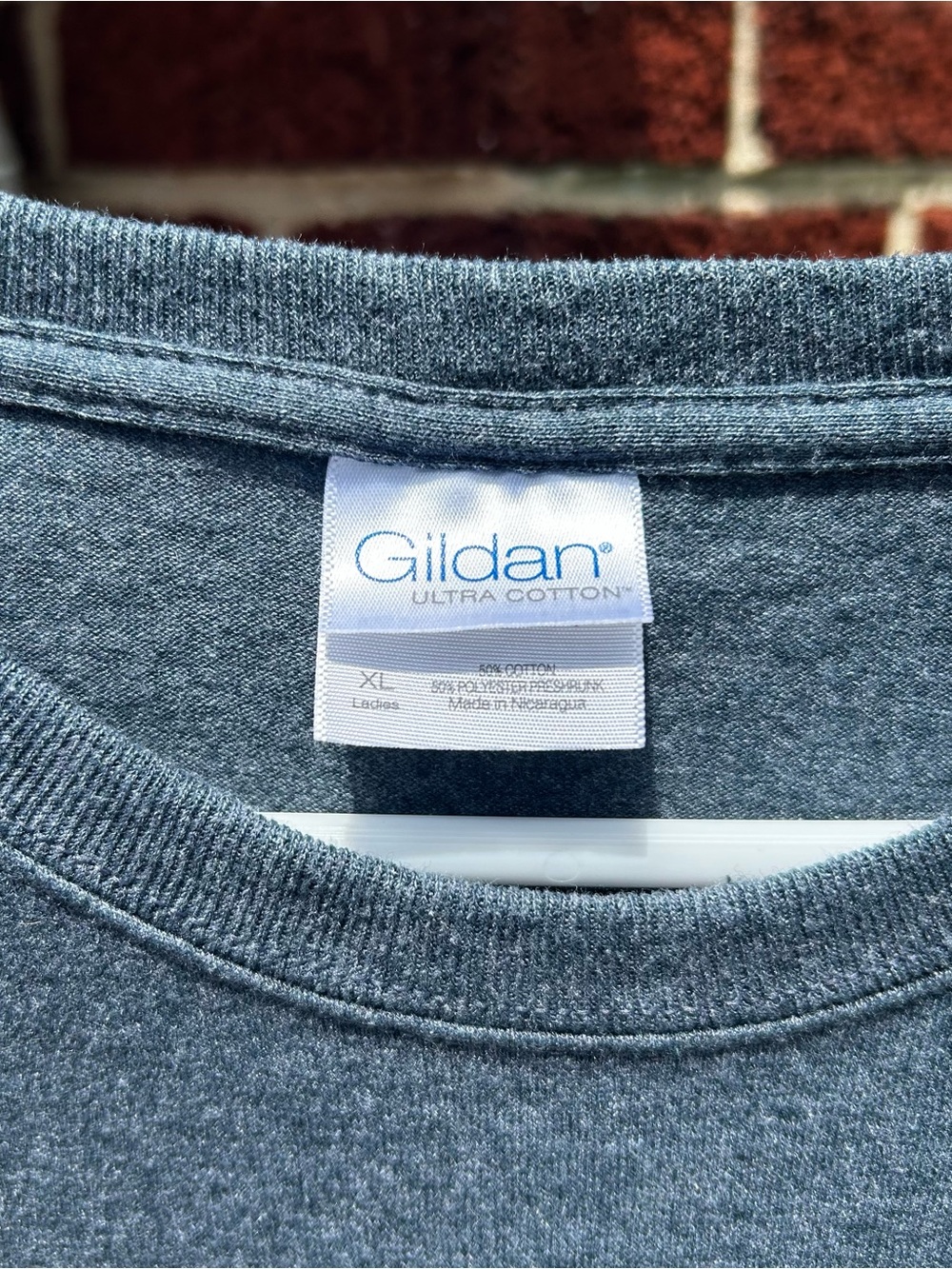 Gildan Heather Gray Crewneck Tee with Kentucky State emblem - Picture 3 of 4